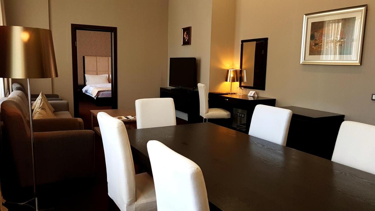 Jelsomino Boutique Hotel Astana Buitenkant foto