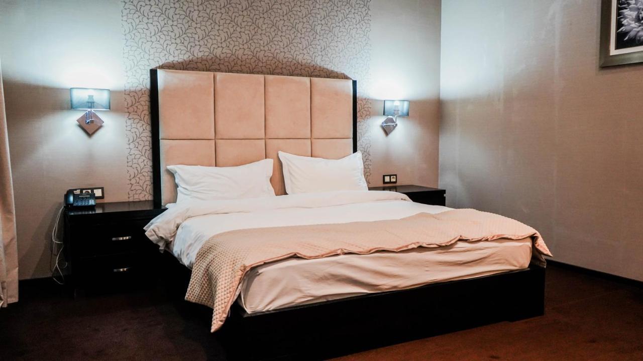 Jelsomino Boutique Hotel Astana Buitenkant foto